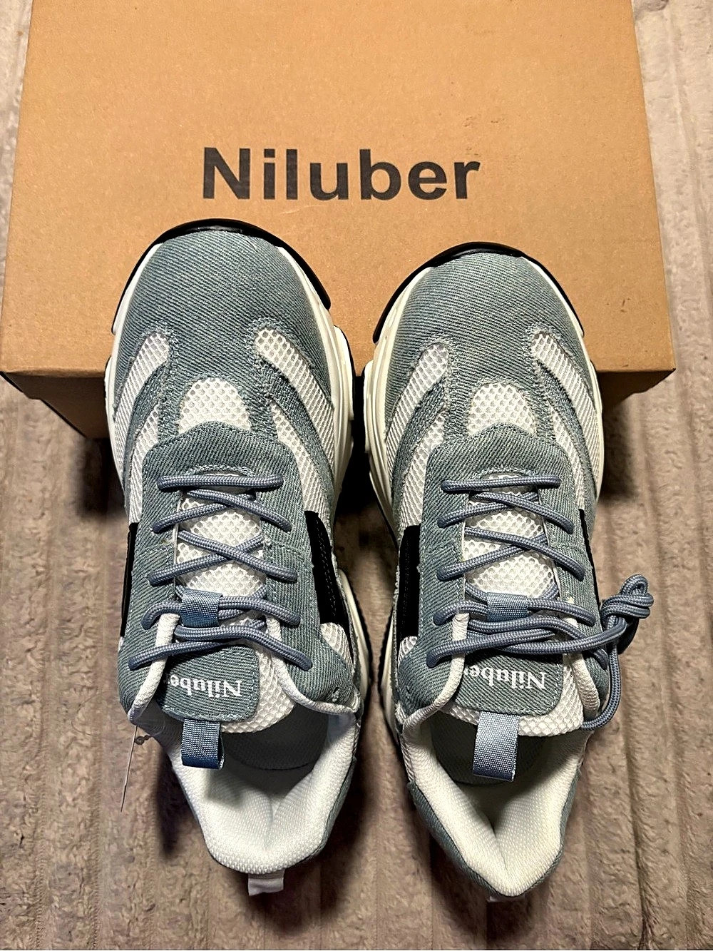 Niluber Women's Chunky Platform Sneakers Gray & White US 9 NIB
